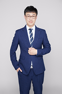 王君