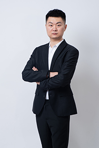 张海龙